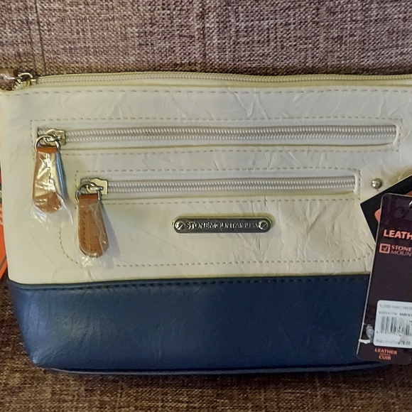 New with Tags. Stone & Co. Cream and Navy Leather Wristlet Purse. - Picture 1 of 10